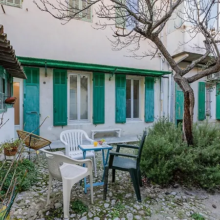 Le Borely: Climatise Avec 2 Chambres, A 800m De La